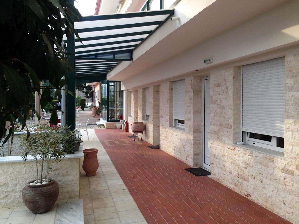 Hotel Galaxy Krepeni Exterior photo