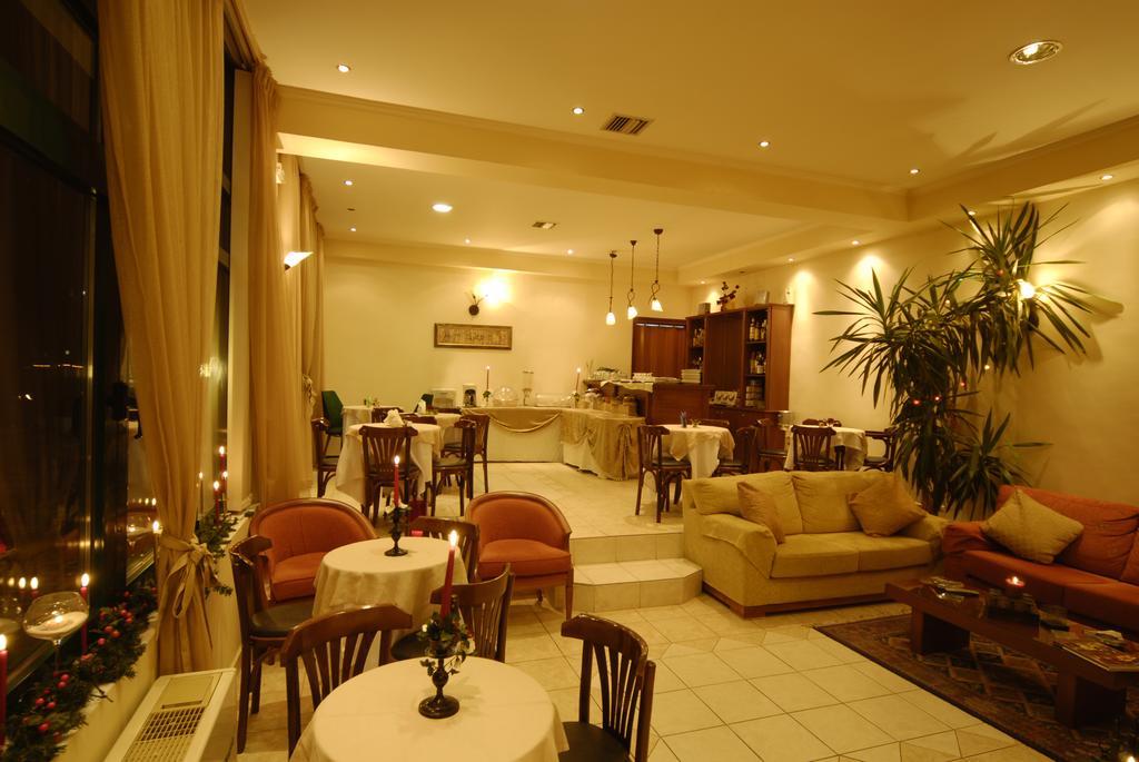 Hotel Galaxy Krepeni Exterior photo